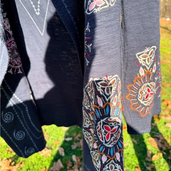 Paparazzi by BIZ Dark Blue Cardigan with Colorful Embroidery - Picture 2 of 12